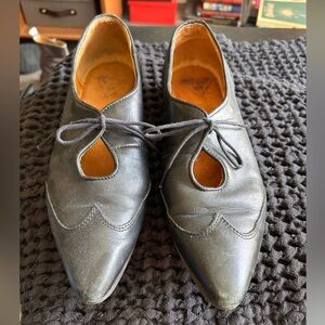 John Fluevog Whoop whoop flats. W7.5